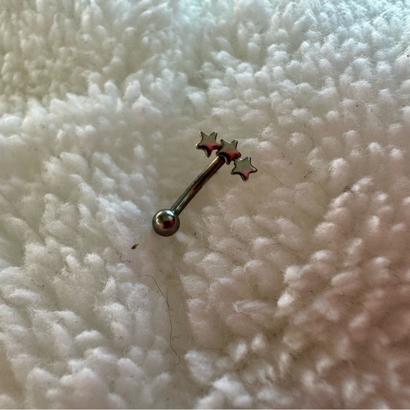 Triple Star Curved Barbell. 16g. - Picture 4 of 8